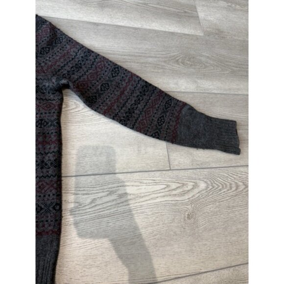 Burberry London Faire Isle Sweater‎ Extra Fine Merino Wool | Gray | Size Small - Picture 5 of 15